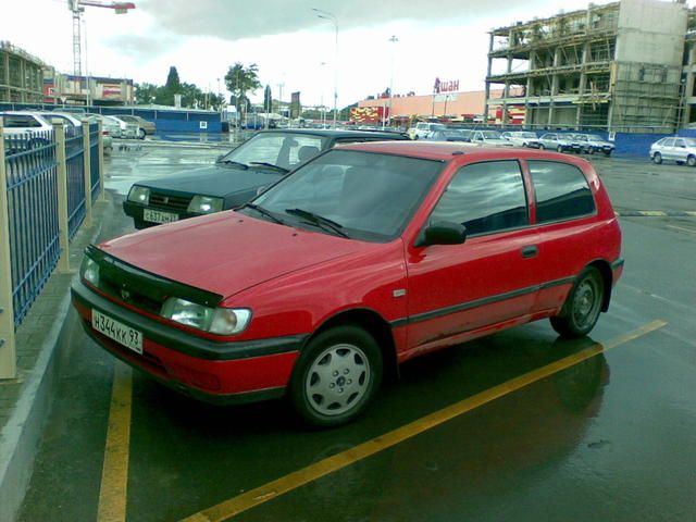 1993 Nissan Sunny