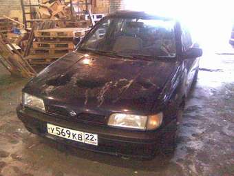 Nissan Sunny