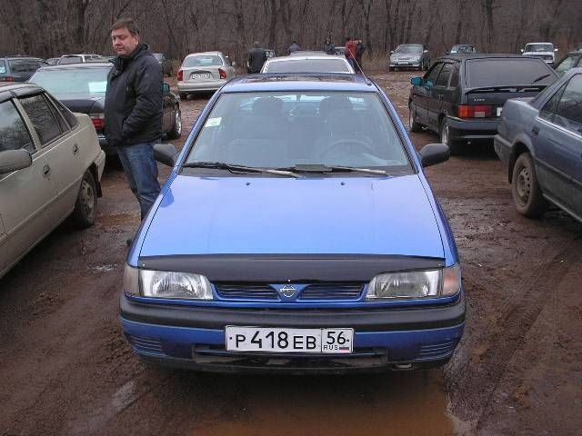 1995 Nissan Sunny