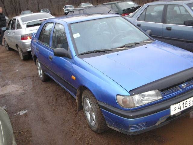 1995 Nissan Sunny