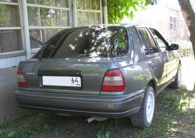 1995 Nissan Sunny