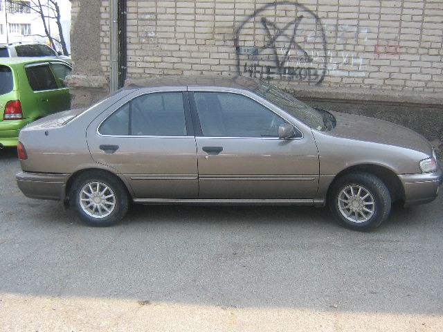 1996 Nissan Sunny