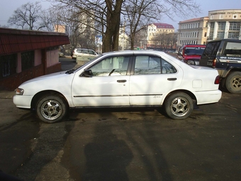 1997 Nissan Sunny