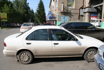 1998 Nissan Sunny