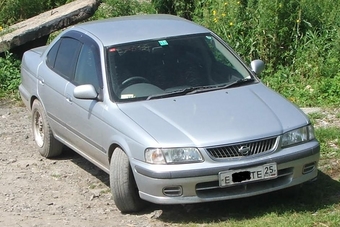 1998 Nissan Sunny