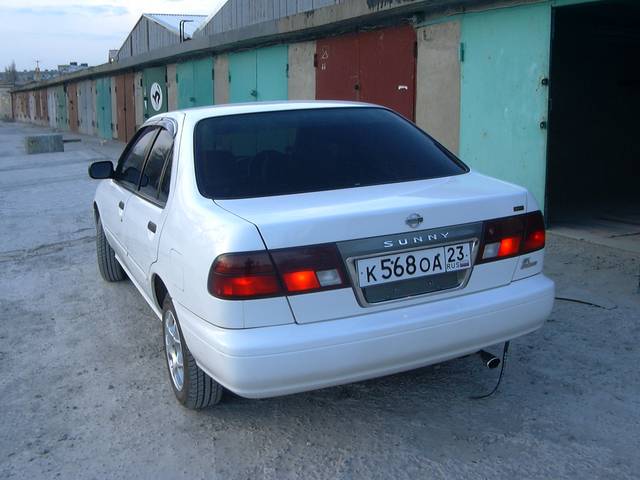 1998 Nissan Sunny