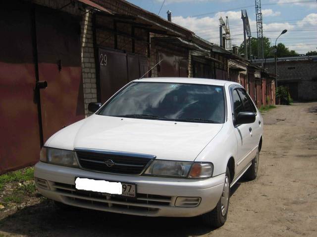 1998 Nissan Sunny