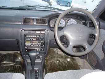 Nissan Sunny