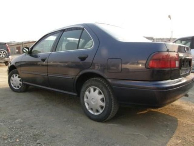 1998 Nissan Sunny