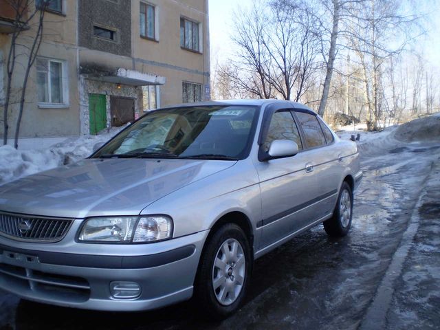 1998 Nissan Sunny