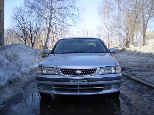 1998 Nissan Sunny