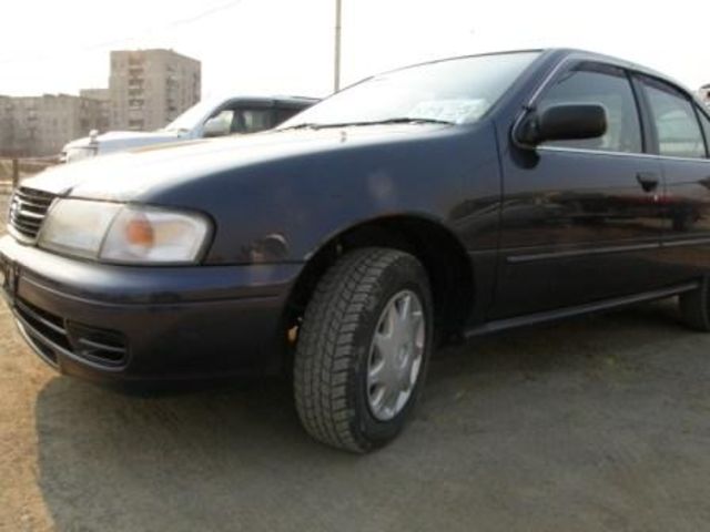 1998 Nissan Sunny