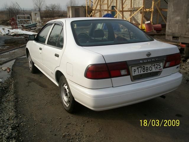 1998 Nissan Sunny