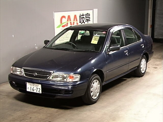 1998 Nissan Sunny Pics