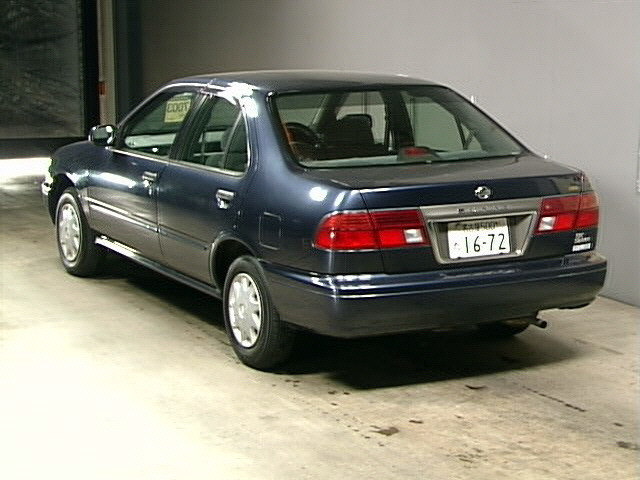 1998 Nissan Sunny Pictures