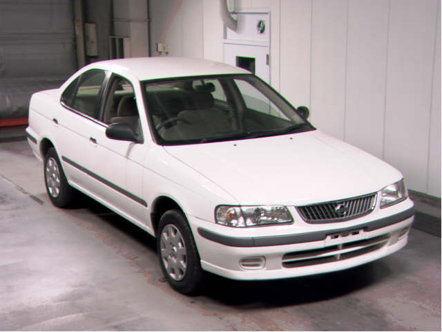 1998 Nissan Sunny Photos