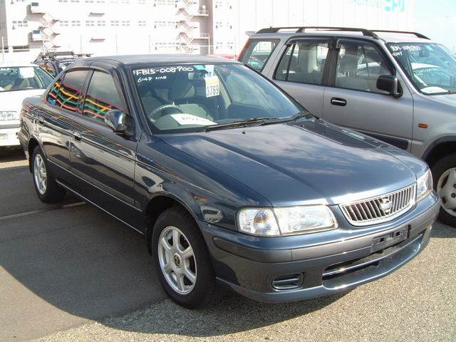 1998 Nissan Sunny Pictures