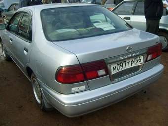 1998 Nissan Sunny Pictures