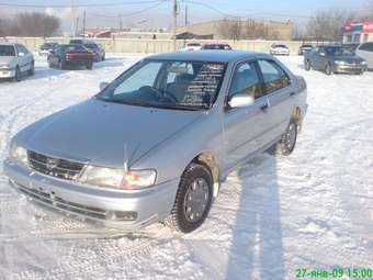 1998 Nissan Sunny Images