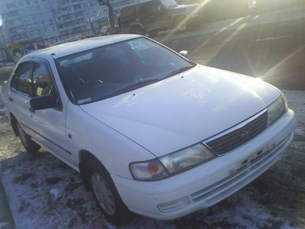 1998 Nissan Sunny