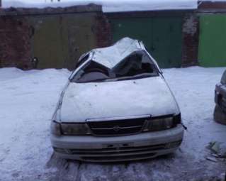 1998 Nissan Sunny Images