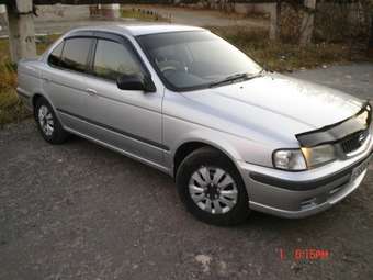 1998 Nissan Sunny Photos