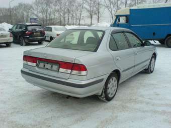 1998 Nissan Sunny Photos