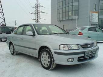 1998 Nissan Sunny Photos