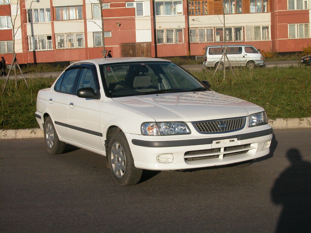 1999 Nissan Sunny