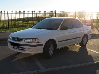 1999 Nissan Sunny