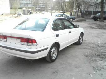 Nissan Sunny