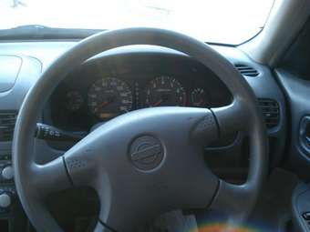 Nissan Sunny
