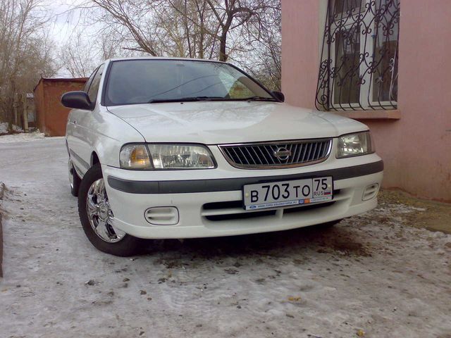 1999 Nissan Sunny