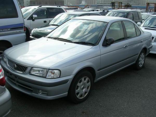 1999 Nissan Sunny Photos