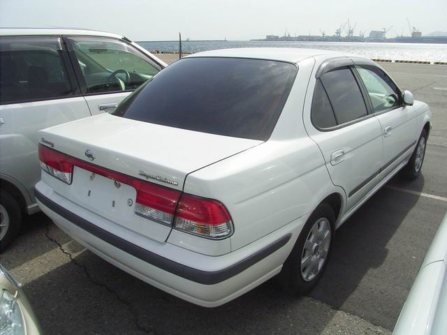 1999 Nissan Sunny Pics