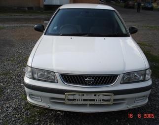 1999 Nissan Sunny Photos