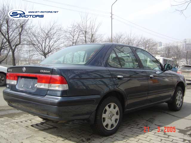 1999 Nissan Sunny Photos