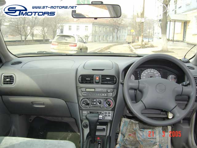 1999 Nissan Sunny Photos