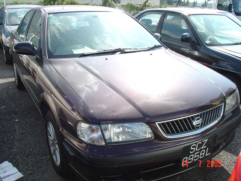 1999 Nissan Sunny Pictures