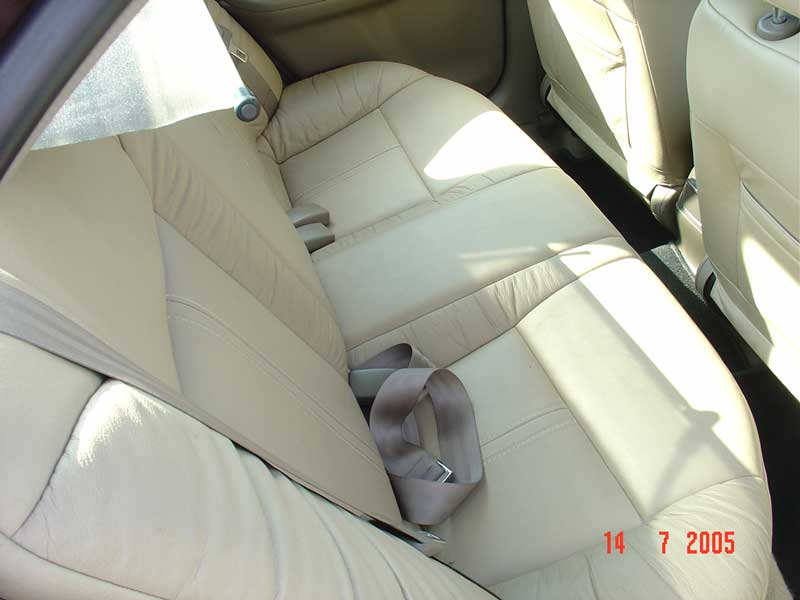 1999 Nissan Sunny Pictures