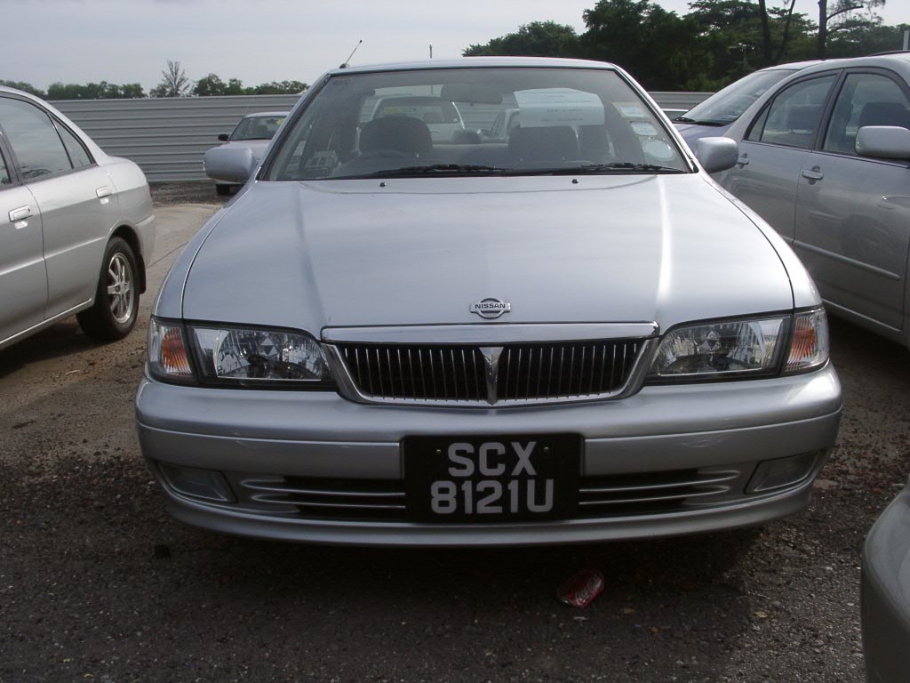 1999 Nissan Sunny Photos