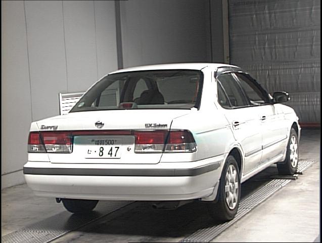 1999 Nissan Sunny Photos