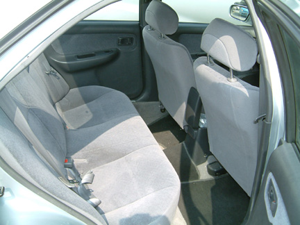 1999 Nissan Sunny Photos