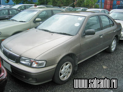 1999 Nissan Sunny Pictures