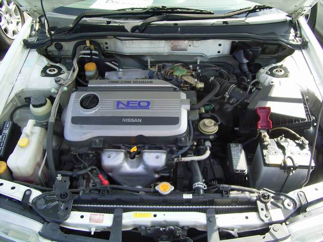 1999 Nissan Sunny Pictures