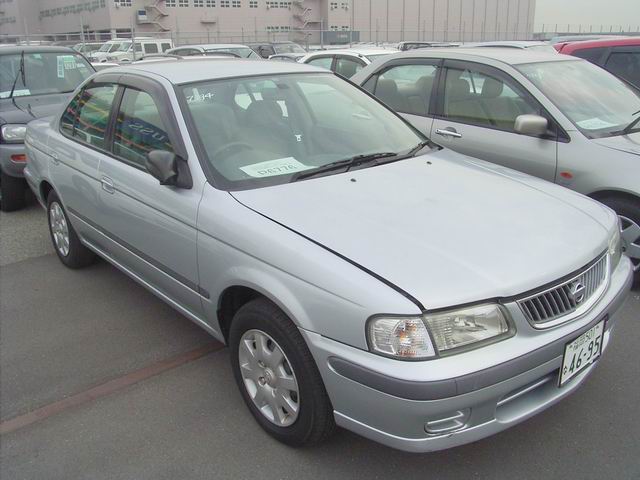 1999 Nissan Sunny Pics