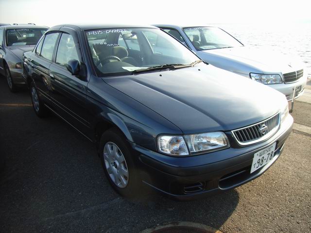 1999 Nissan Sunny Photos