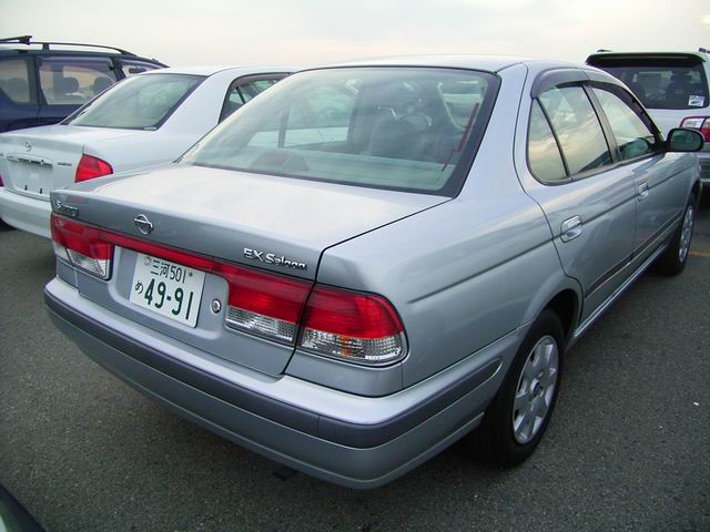 1999 Nissan Sunny Photos