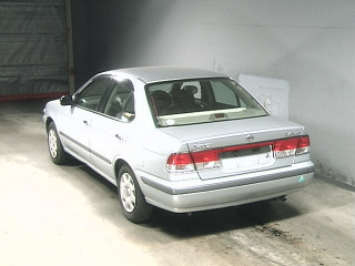 1999 Nissan Sunny Photos