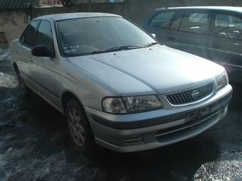 1999 Nissan Sunny Photos